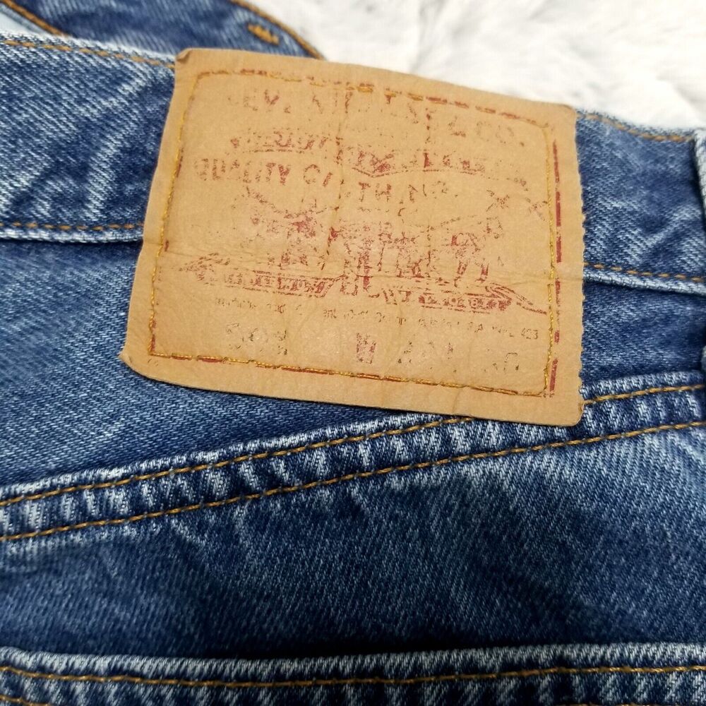 Vintage Levis Jeans Mens 34×30 Blue 501 Straight Button Fly Dark Wash Denim - Picture 8 of 11